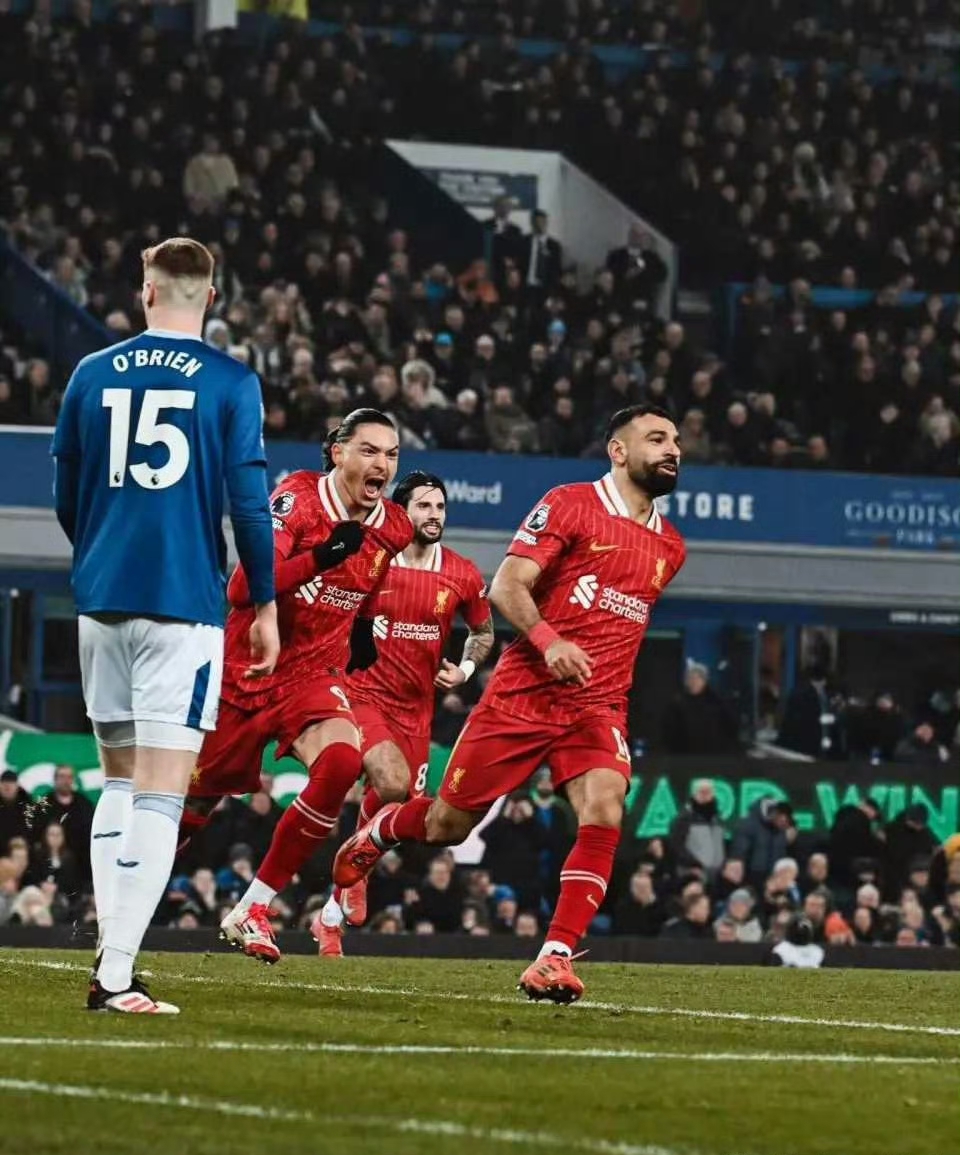 利物浦力克曼城，萨拉赫乌龙送礼世界杯