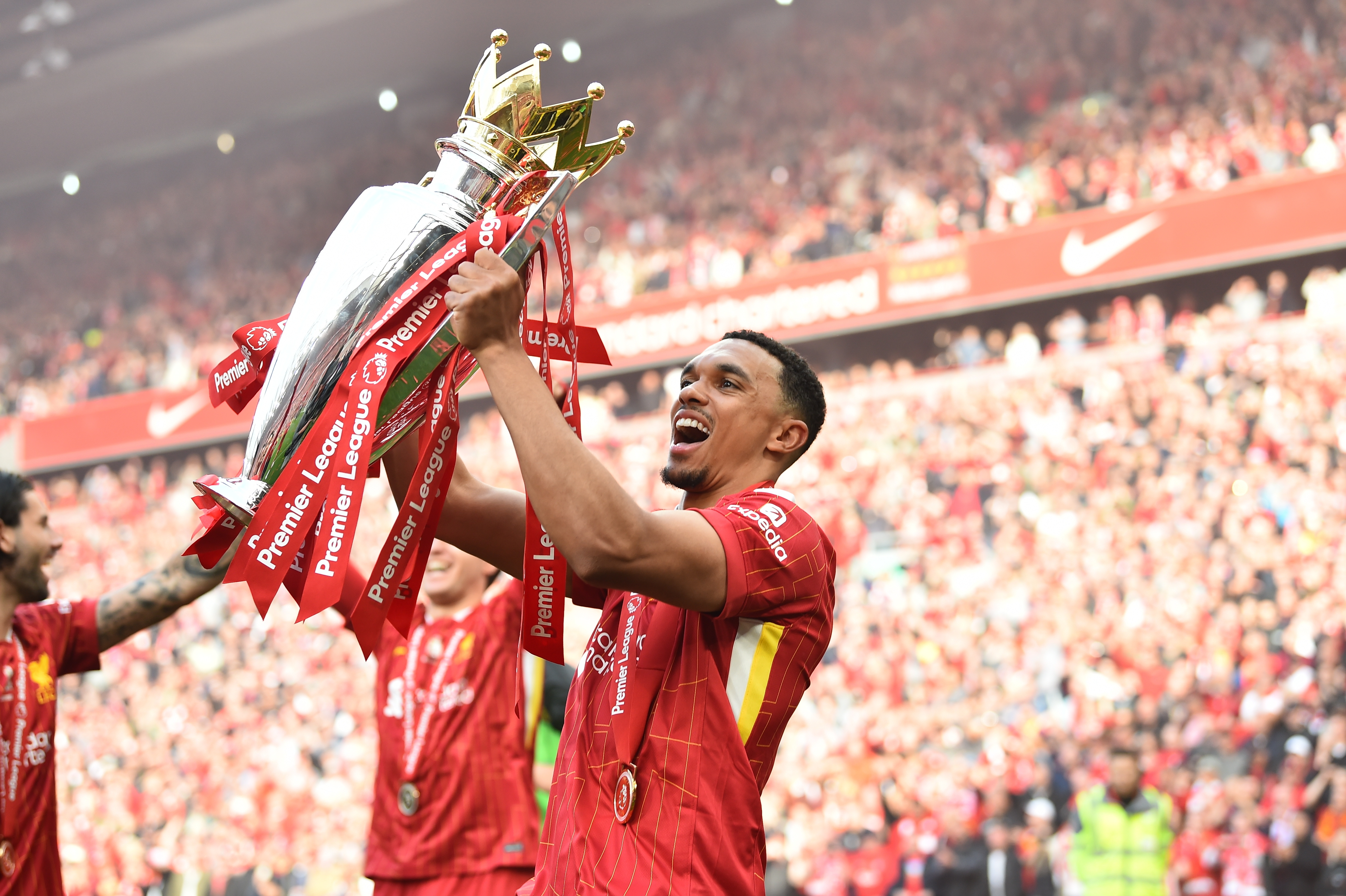 利物浦赢得比赛,成功晋级到强 利物浦赢得比赛,成功晋级到强