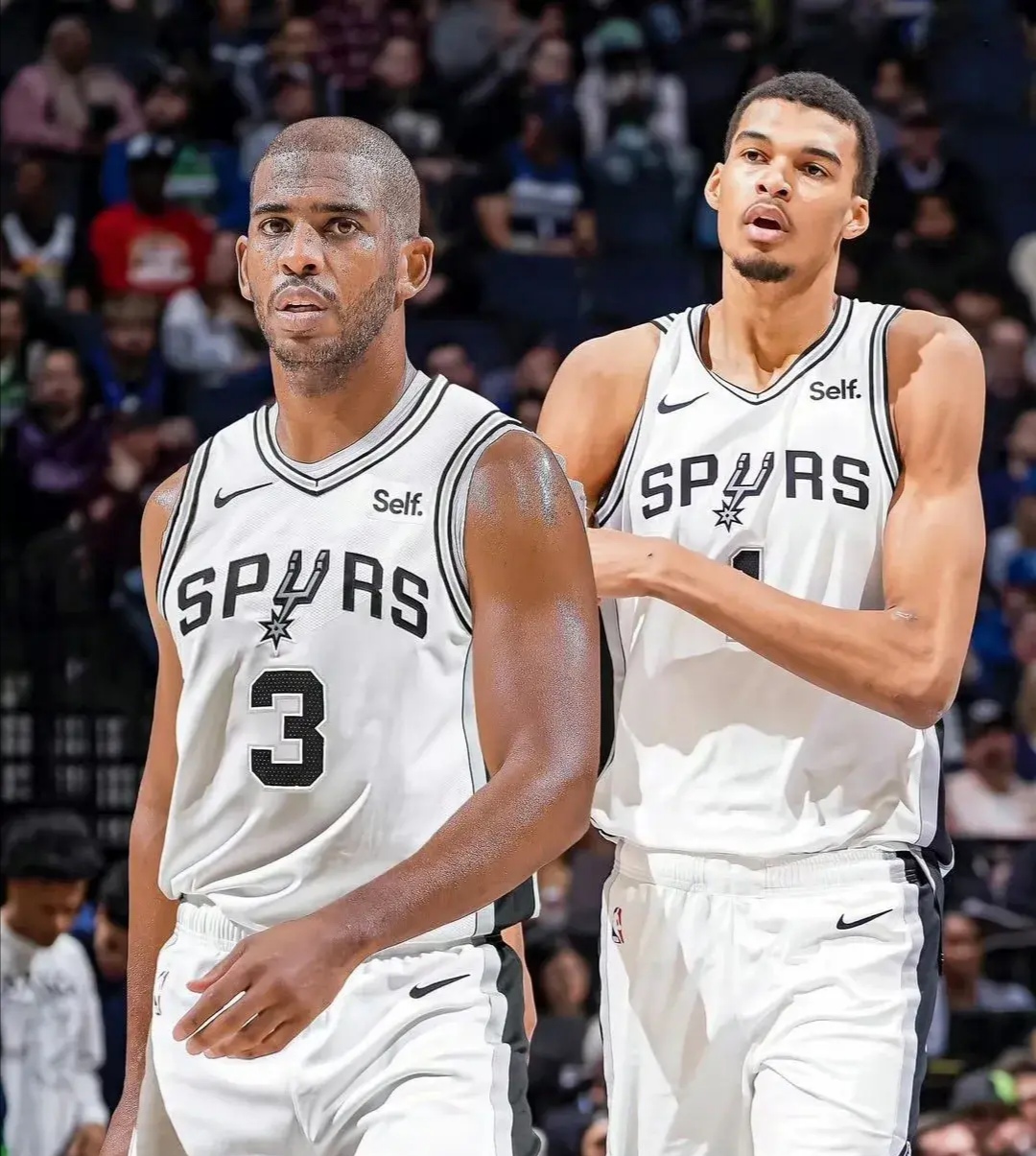 关于灰熊爆冷马刺，艾顿惊艳世界的信息